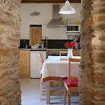 Casas Da Nascente Loriga