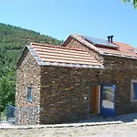 Casas Da Nascente Loriga