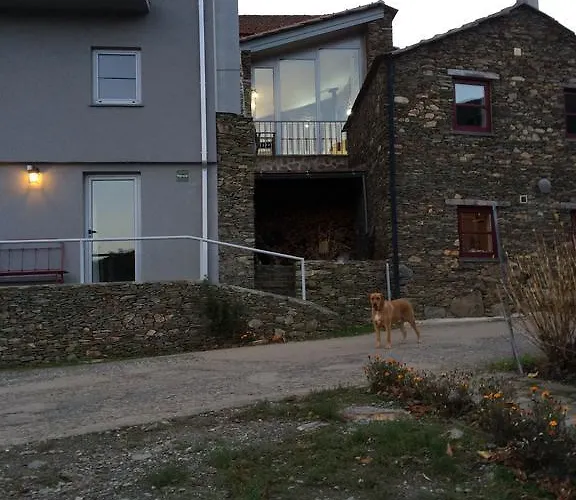 Casas Da Nascente * Loriga